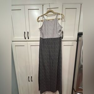 Ann Taylor Loft Black and White maxi dress